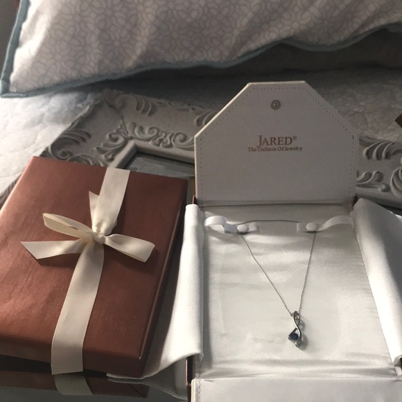 Jared sapphire necklace. - Picture 5 of 5